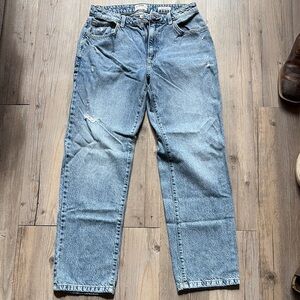 Women’s Blue Jeans